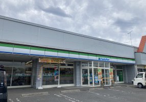ファミリーマート階上蒼前店