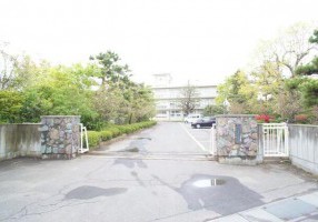 中学校